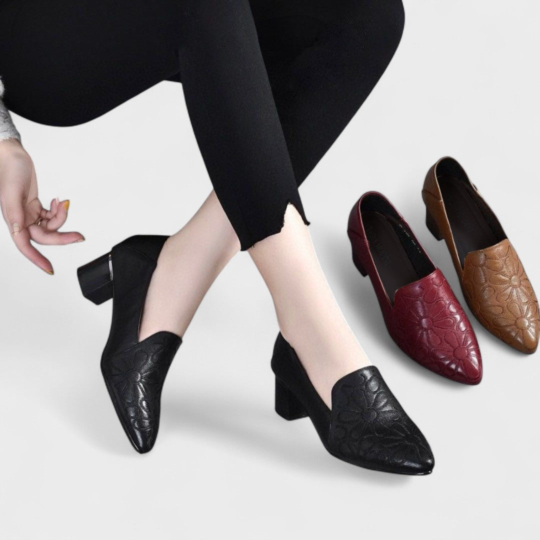 Ângela - Chaussures à talons en cuir vegan doux brodées