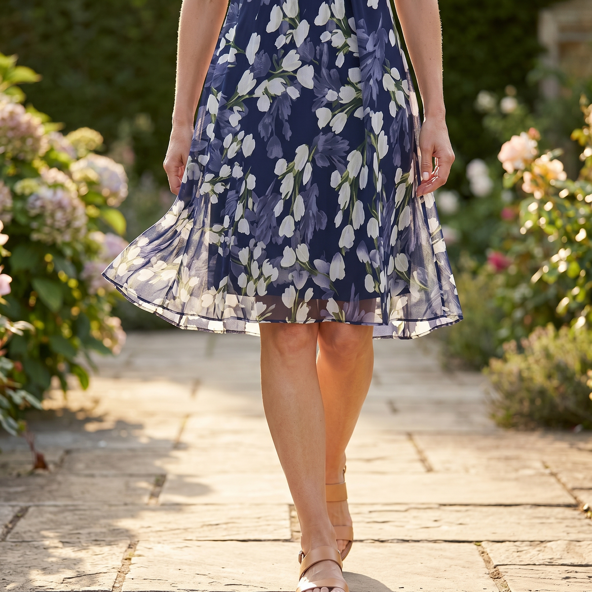 Florenza™ – Élégante Robe Midi Florale Marine